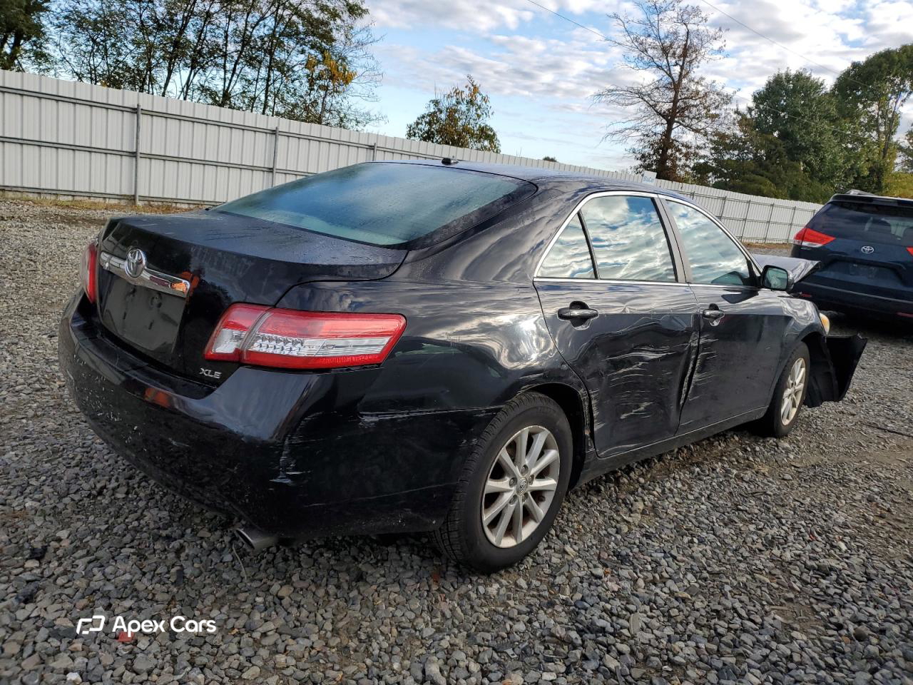 Toyota Camry 2011