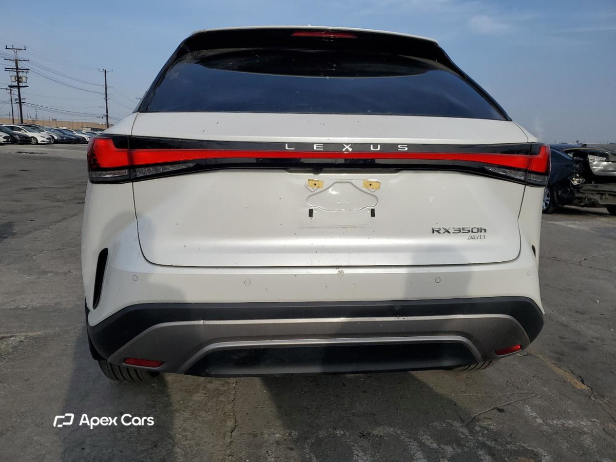 Lexus RX 2024