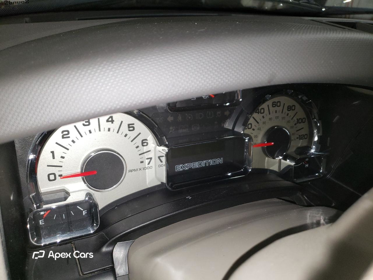 Ford Expedition 2012