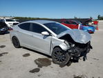 Hyundai Elantra 2016