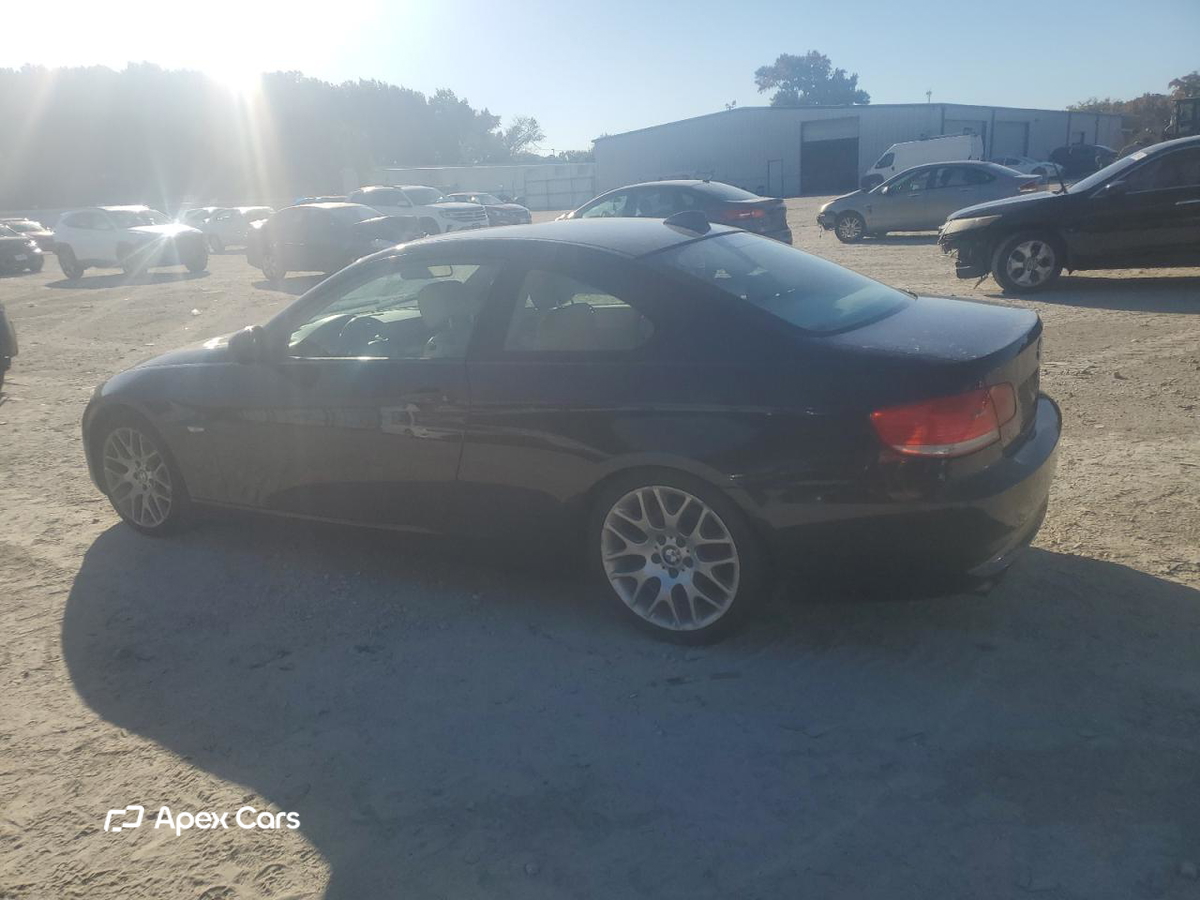 BMW Series 3 2010