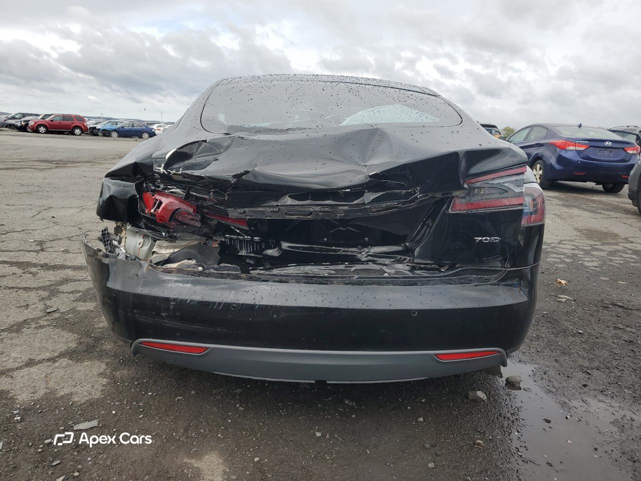 Tesla Model S 2015