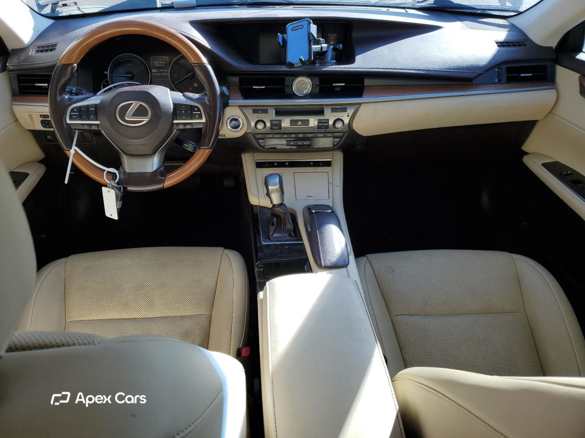 Lexus ES 2018