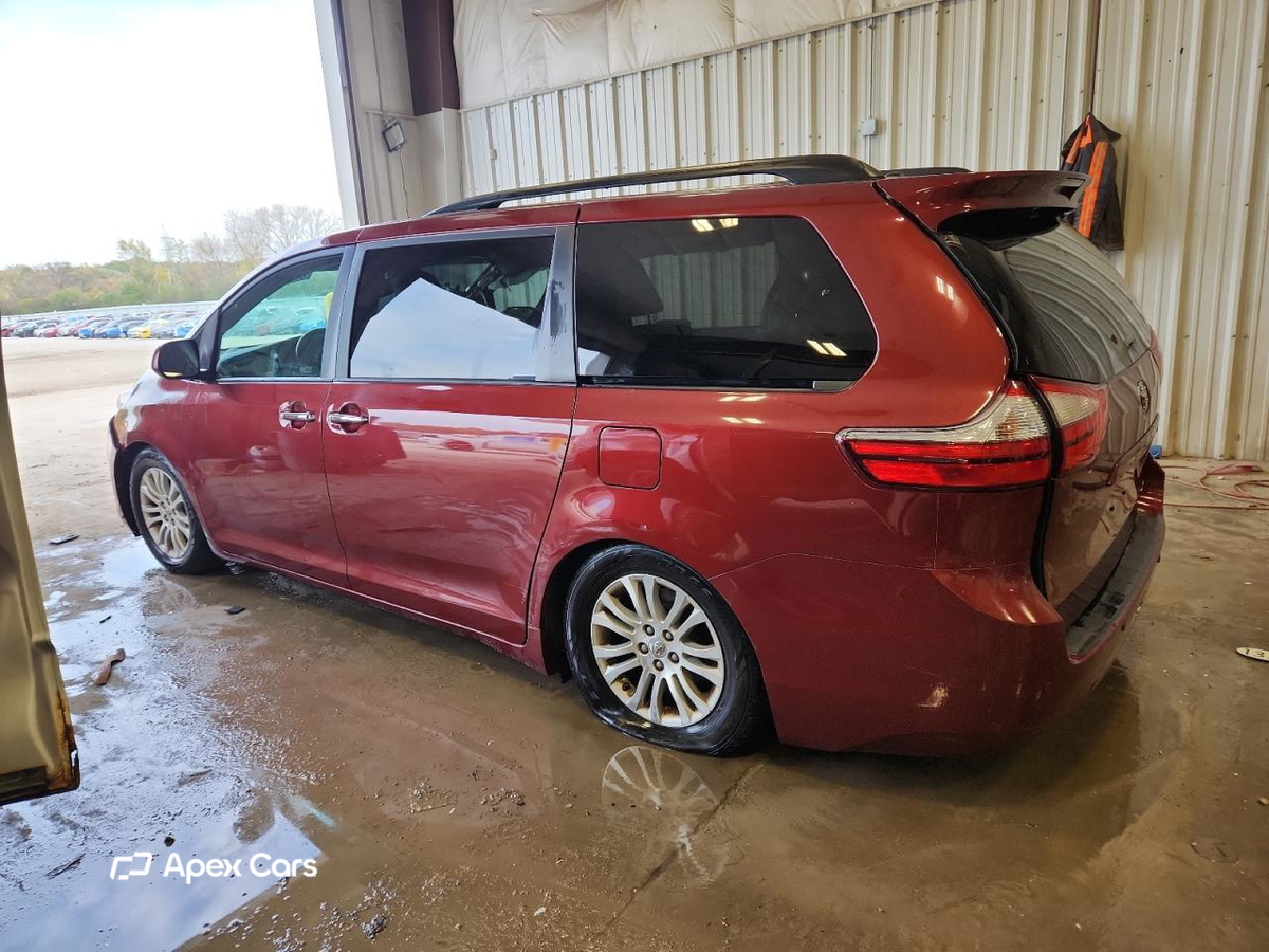 Toyota Sienna 2016