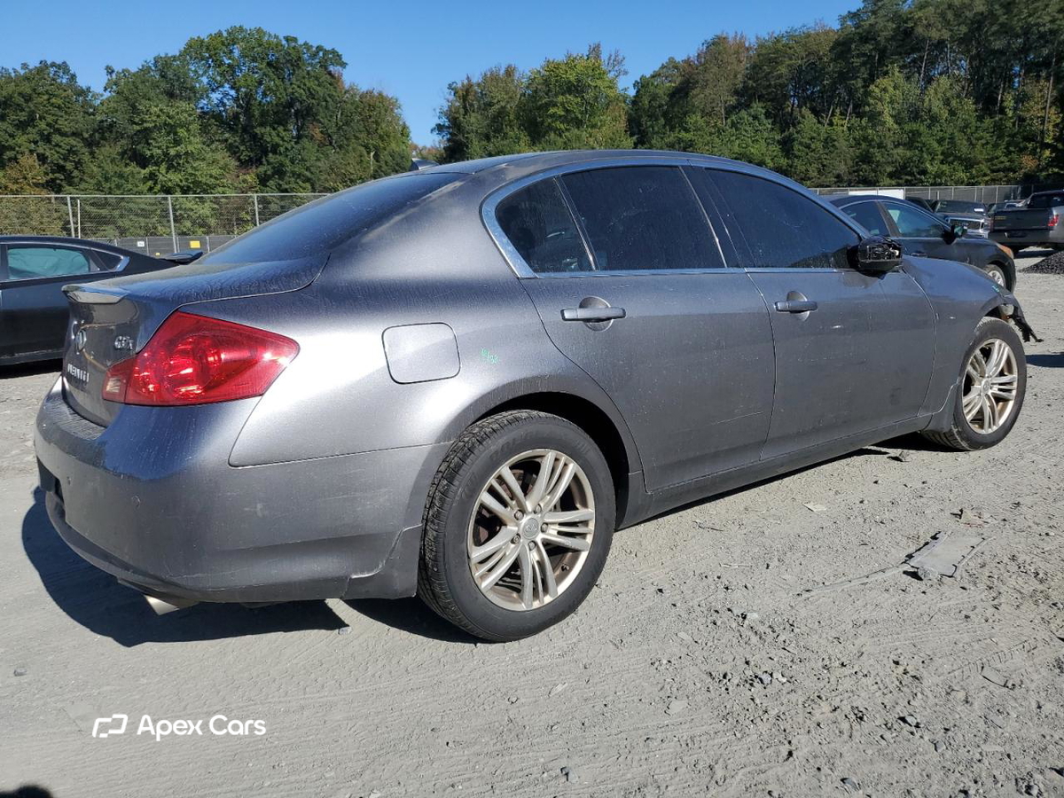 Infiniti G 2010