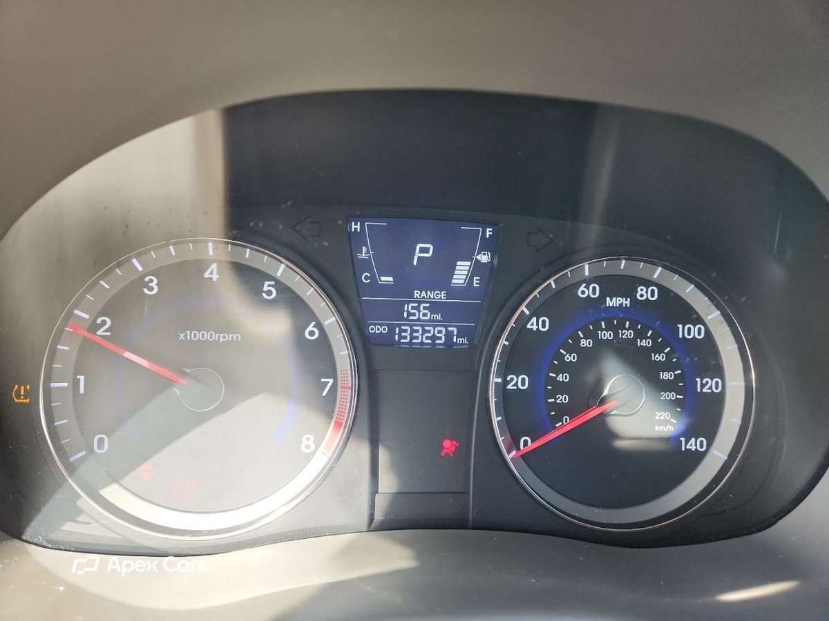 Hyundai Accent 2014