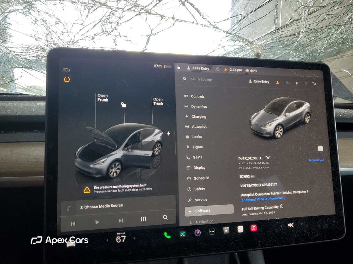 Tesla Model Y 2023