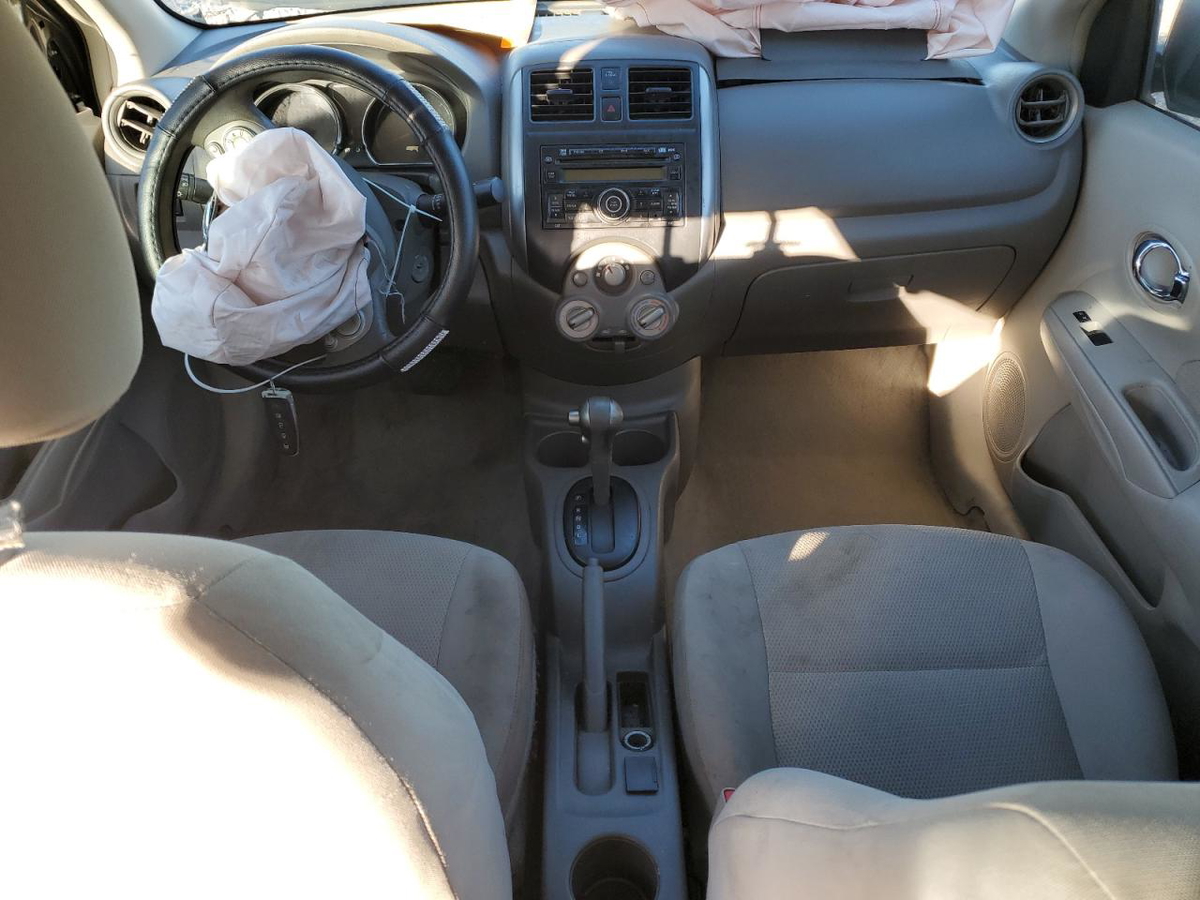 Nissan Versa 2012