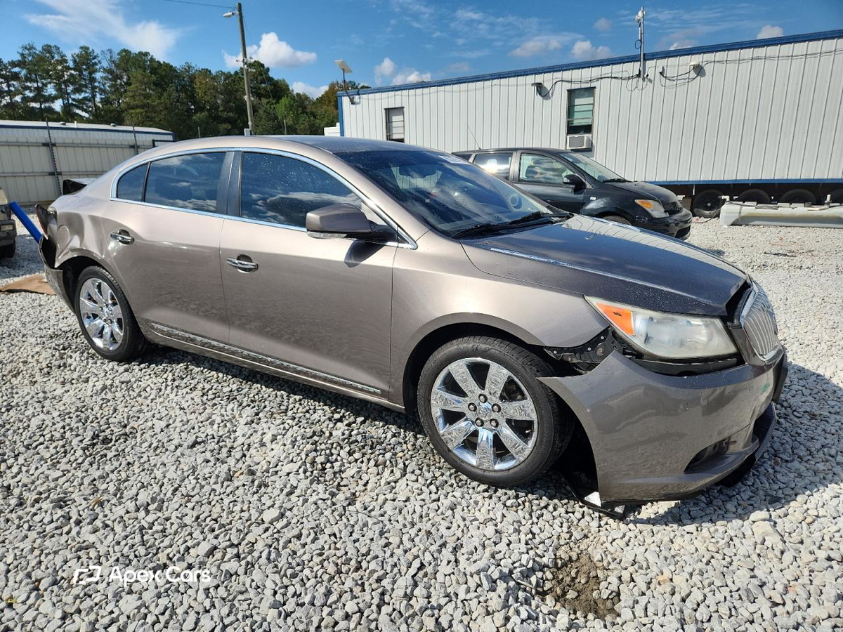 Buick LaCrosse 2011