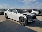 Chrysler 300 2017
