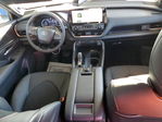 Toyota Highlander 2025