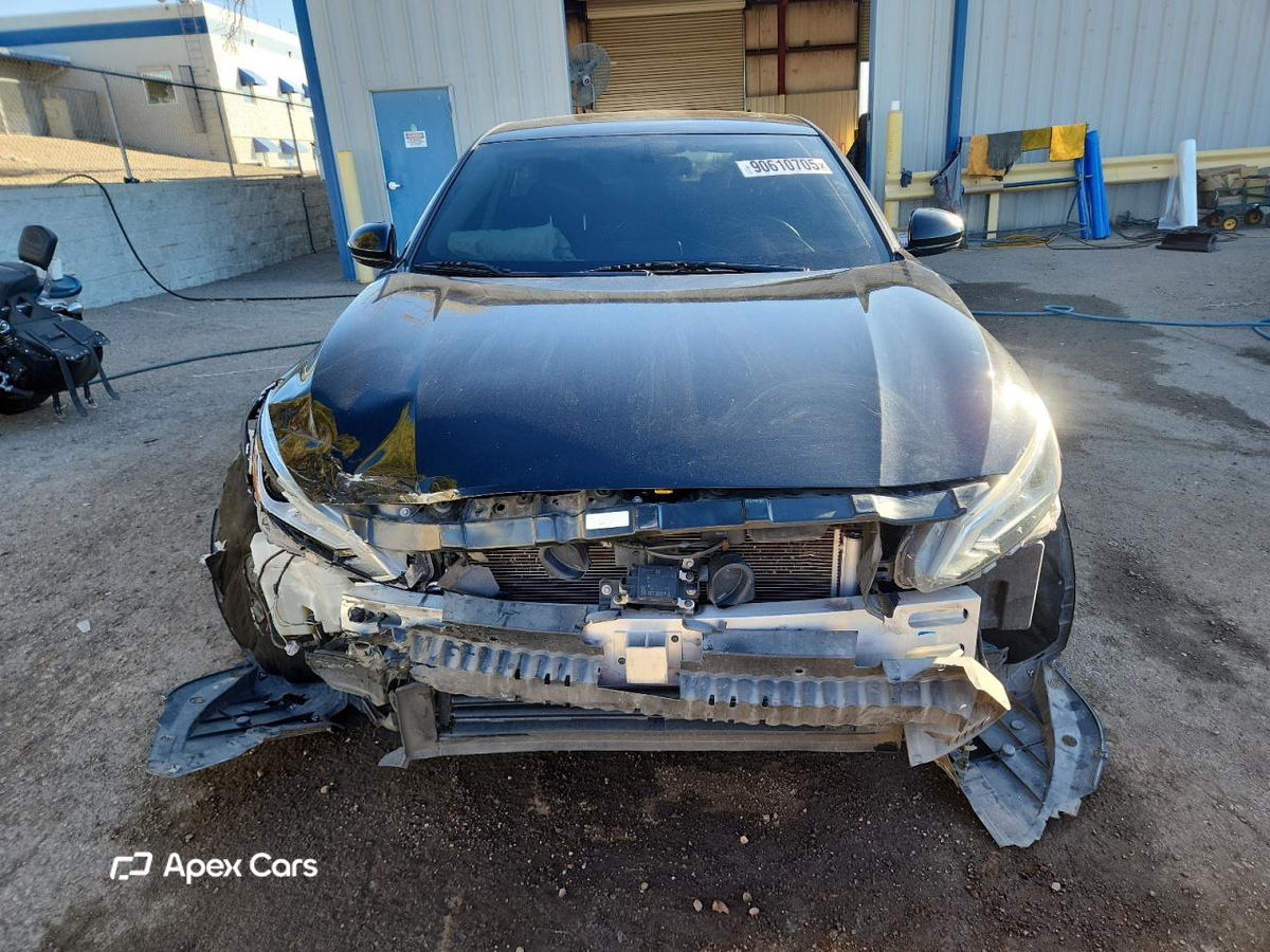 Nissan Altima 2019