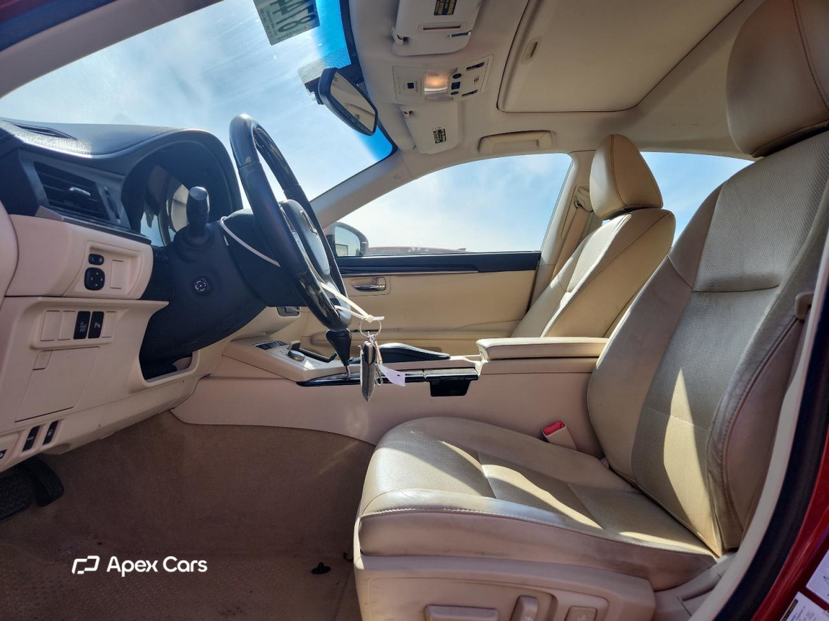 Lexus ES 2013