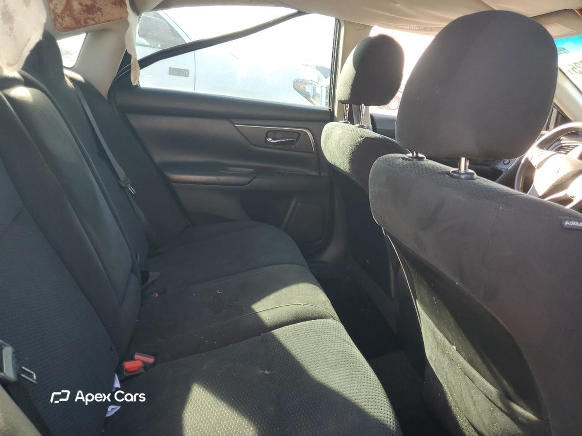 Nissan Altima 2015