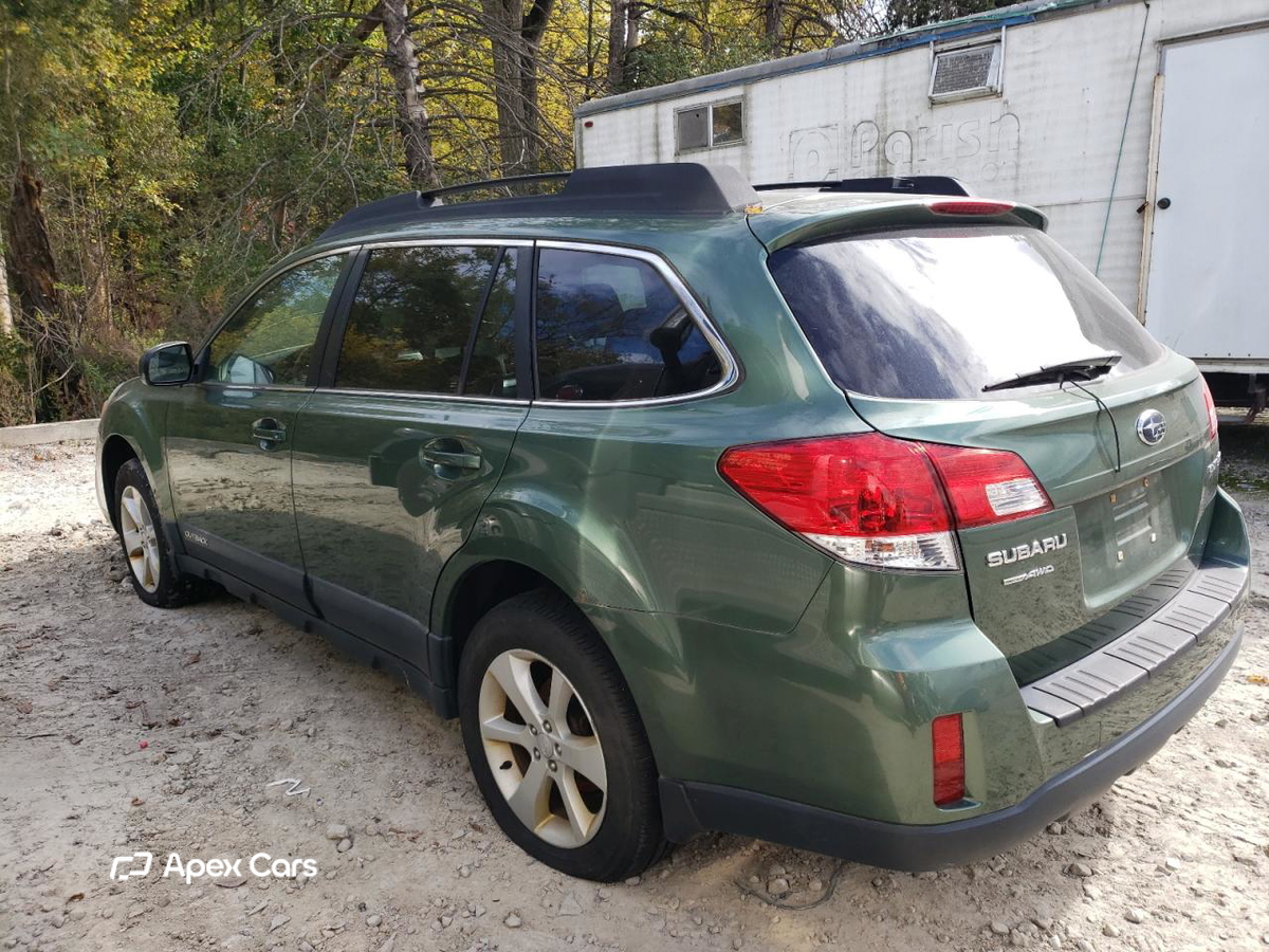 Subaru Outback 2013