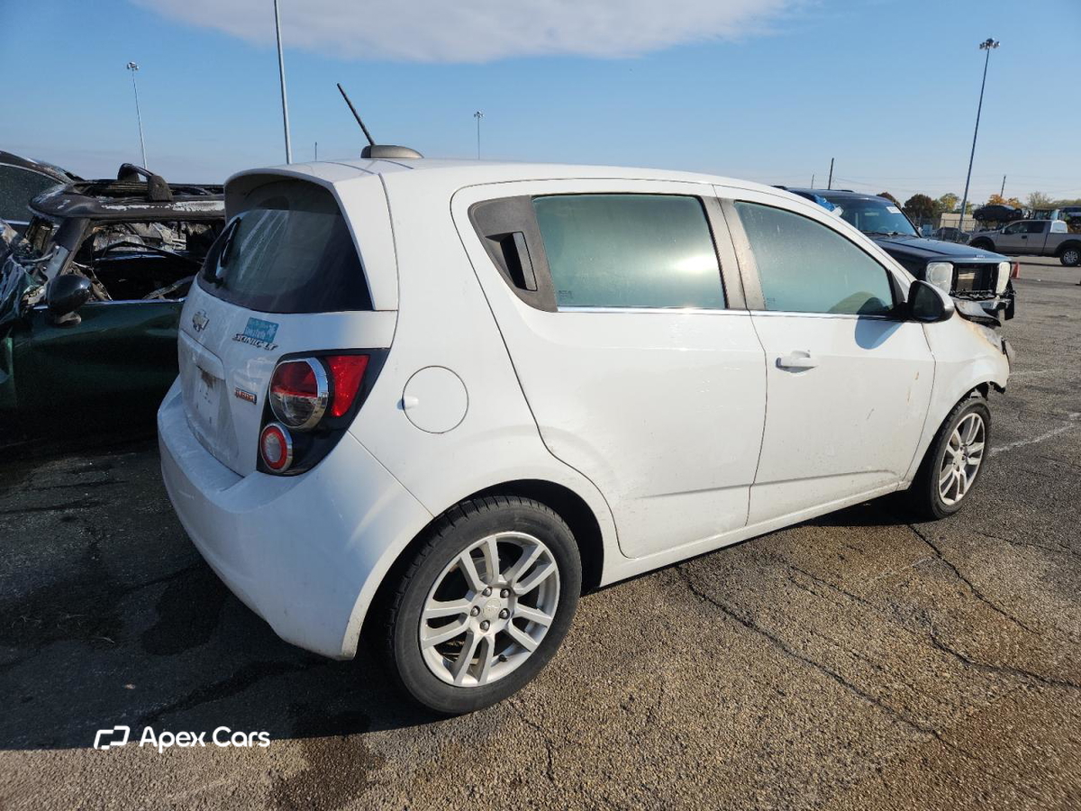 Chevrolet Sonic 2016