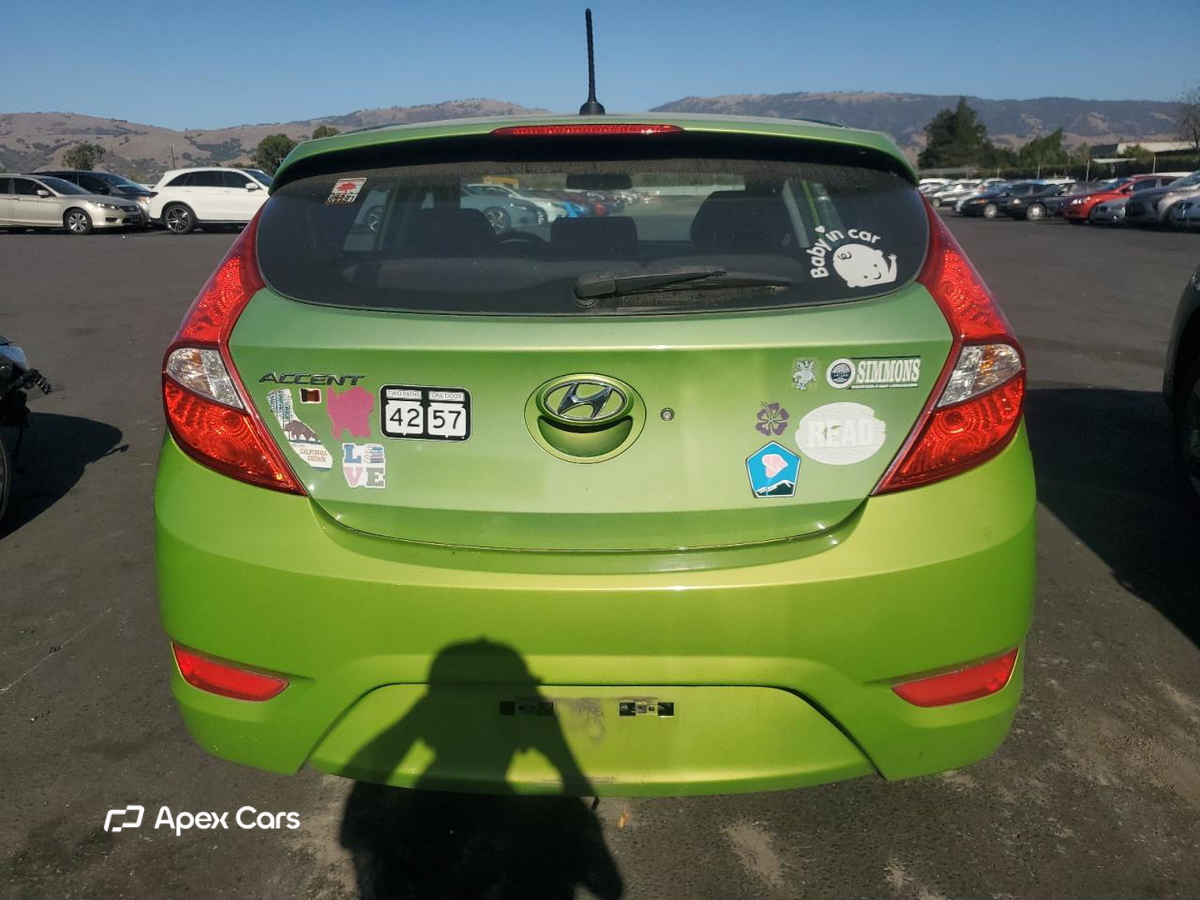 Hyundai Accent 2012