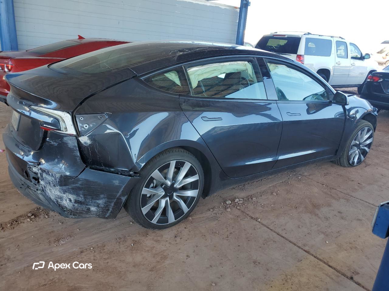 Tesla Model 3 2024