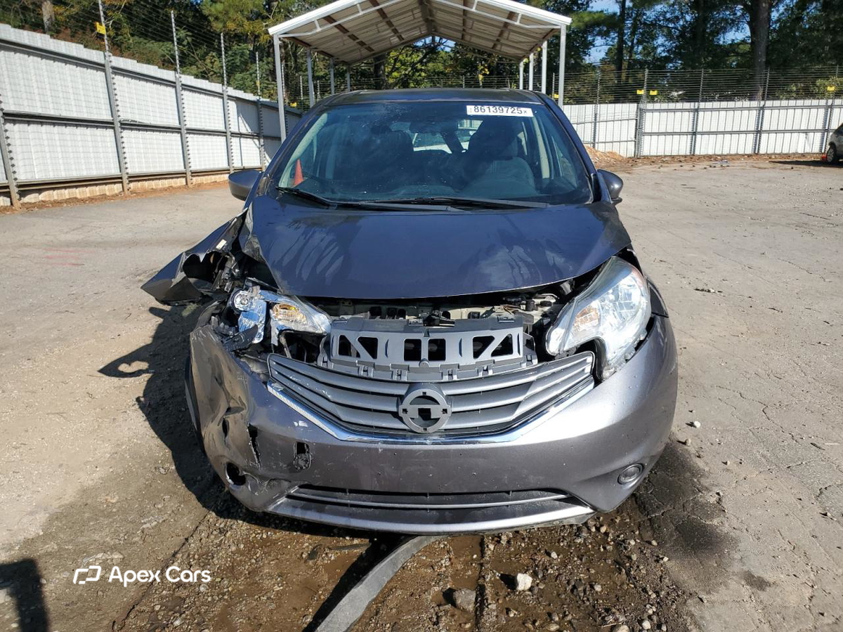 Nissan Versa 2016