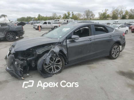 Ford Fusion 2020 - Image 1 of 14