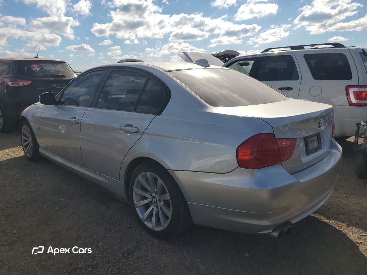 BMW Series 3 2011
