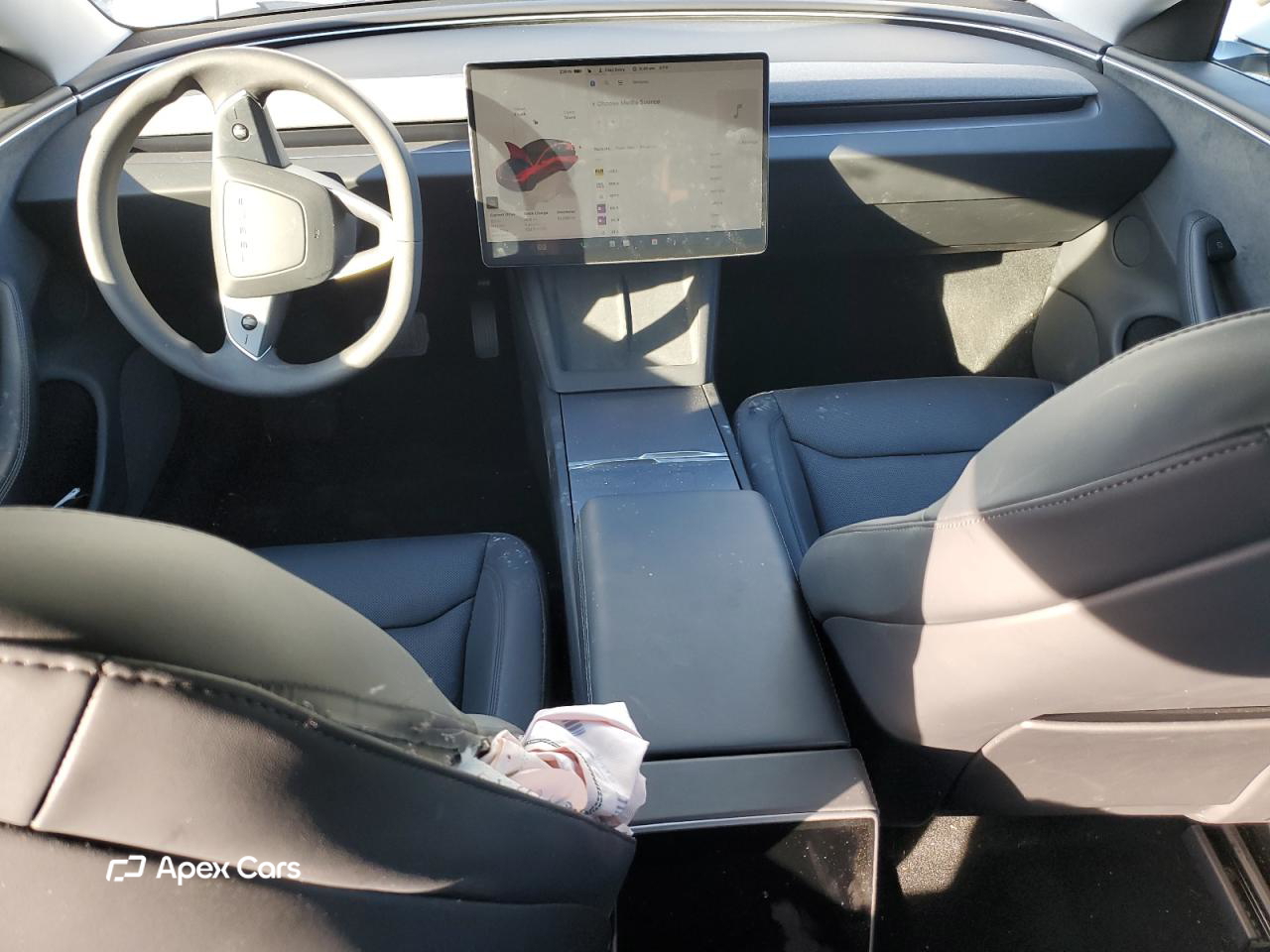 Tesla Model 3 2024