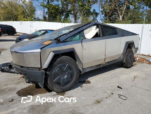 Tesla Cybertruck 2025 - Image 1 of 5