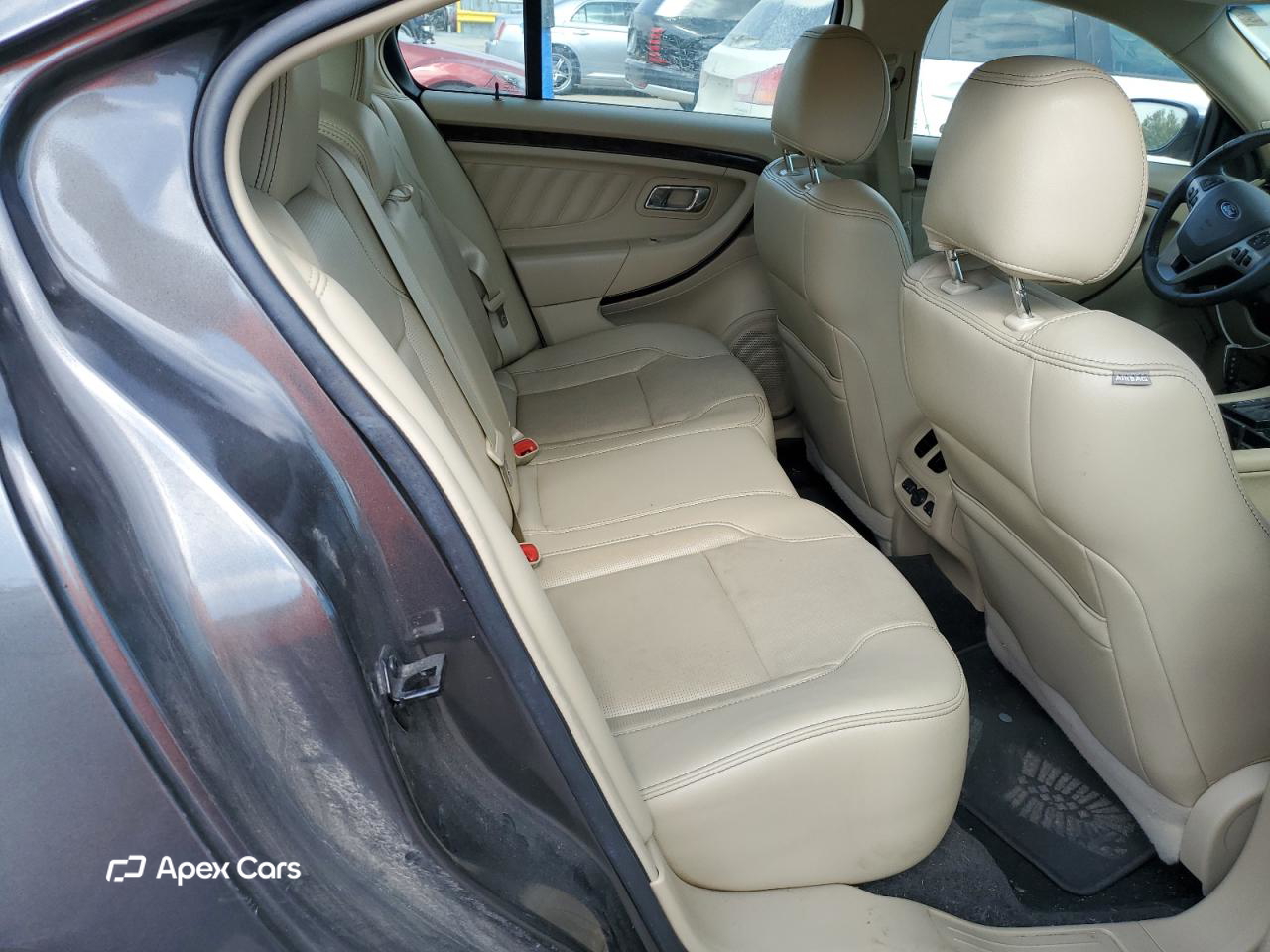 Ford Taurus 2018