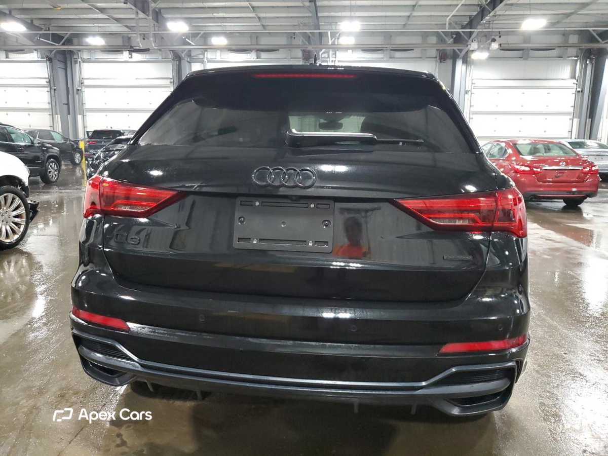 Audi Q3 2021
