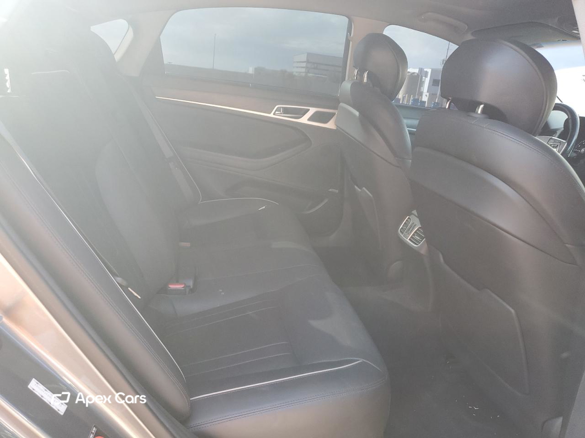 Genesis G80 2017