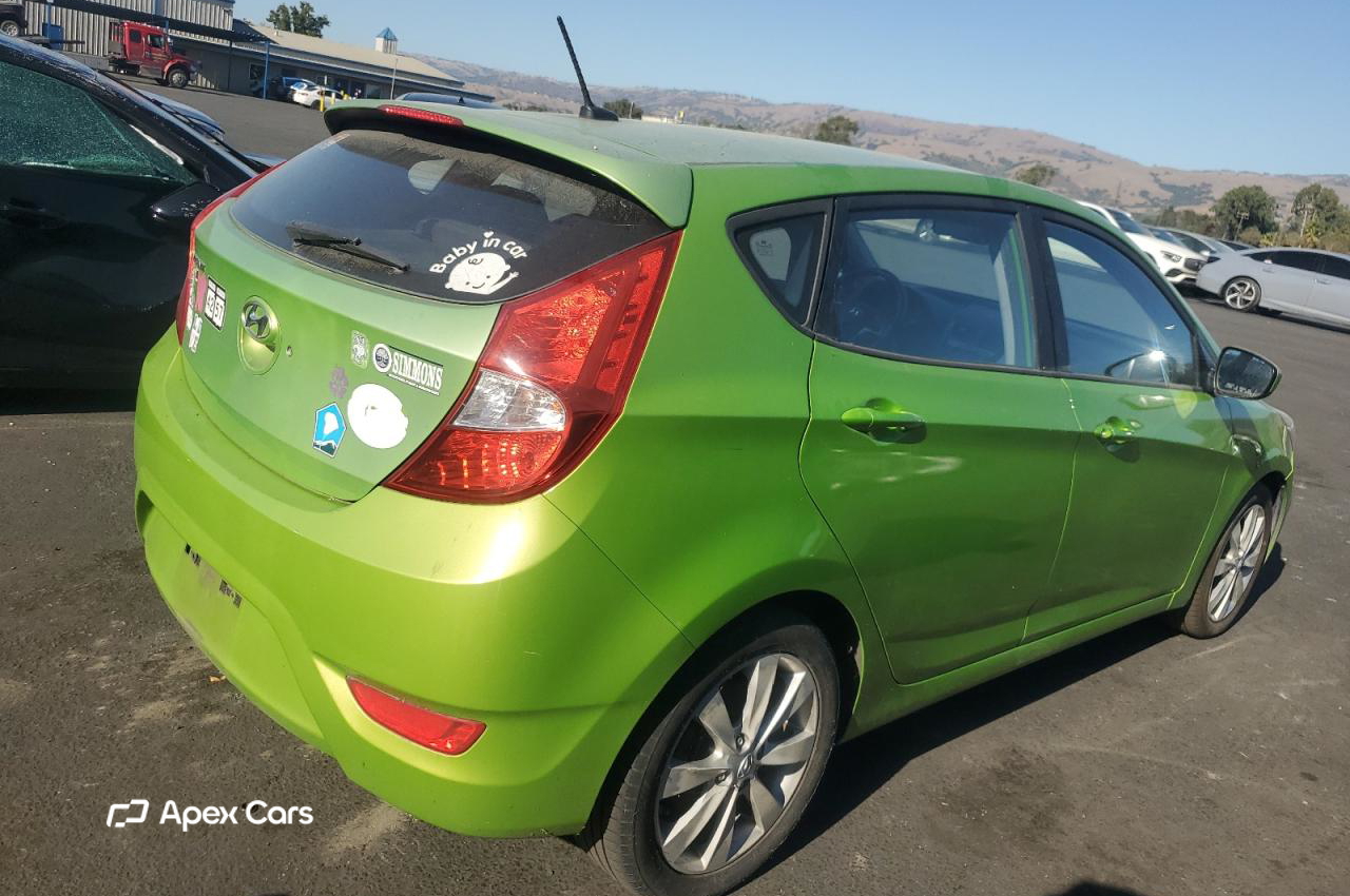 Hyundai Accent 2012
