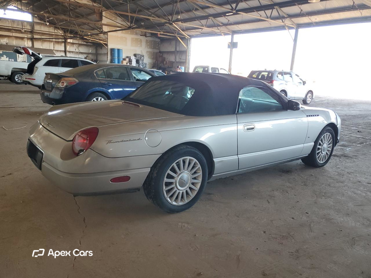 Ford Thunderbird 2004