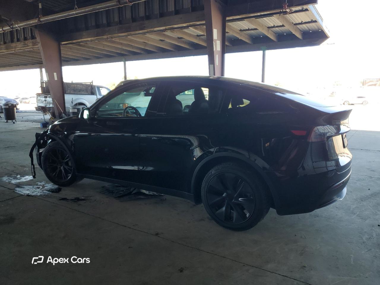 Tesla Model Y 2025