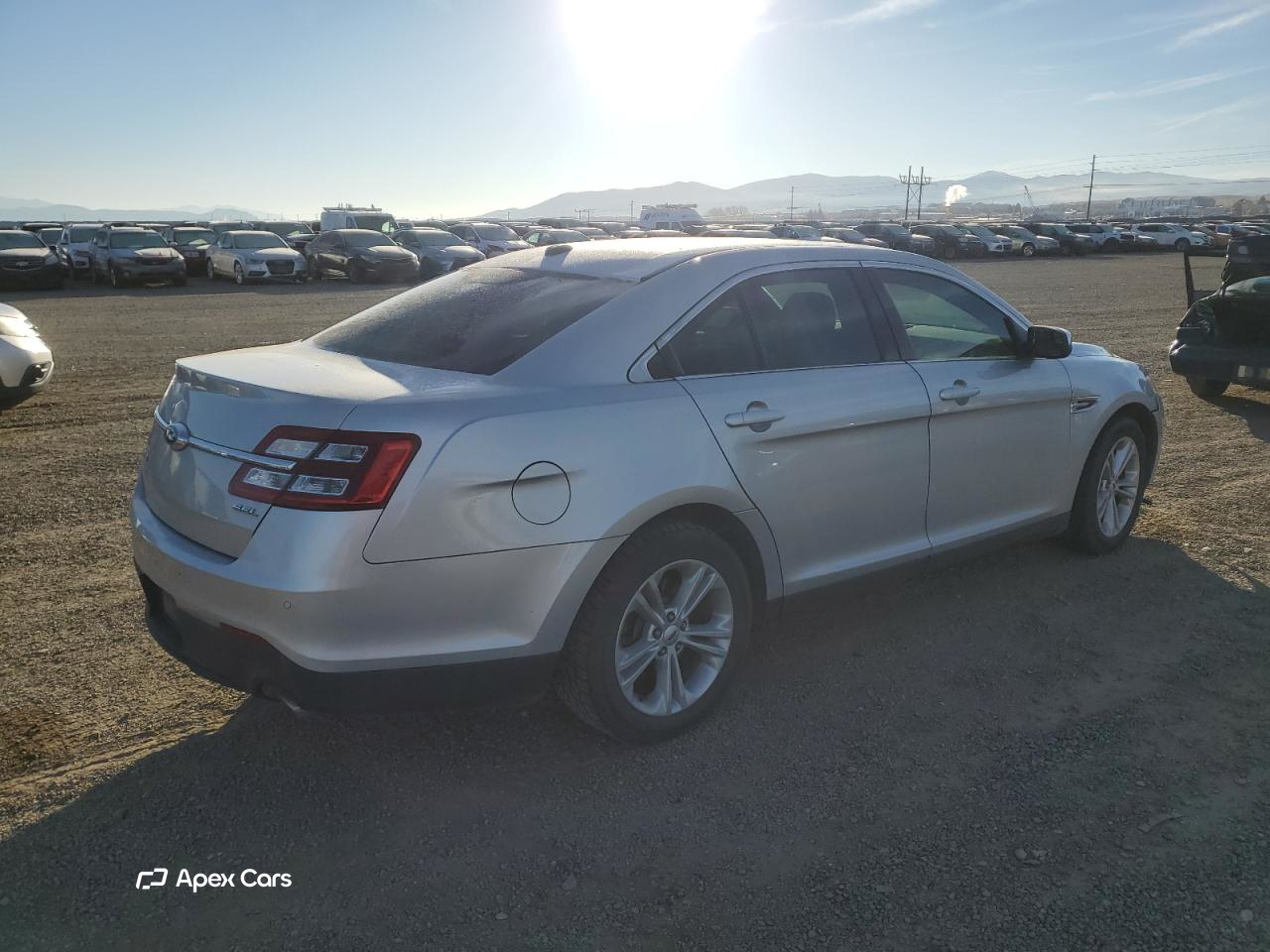 Ford Taurus 2015