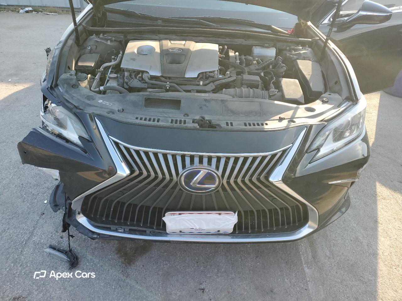 Lexus ES 2020