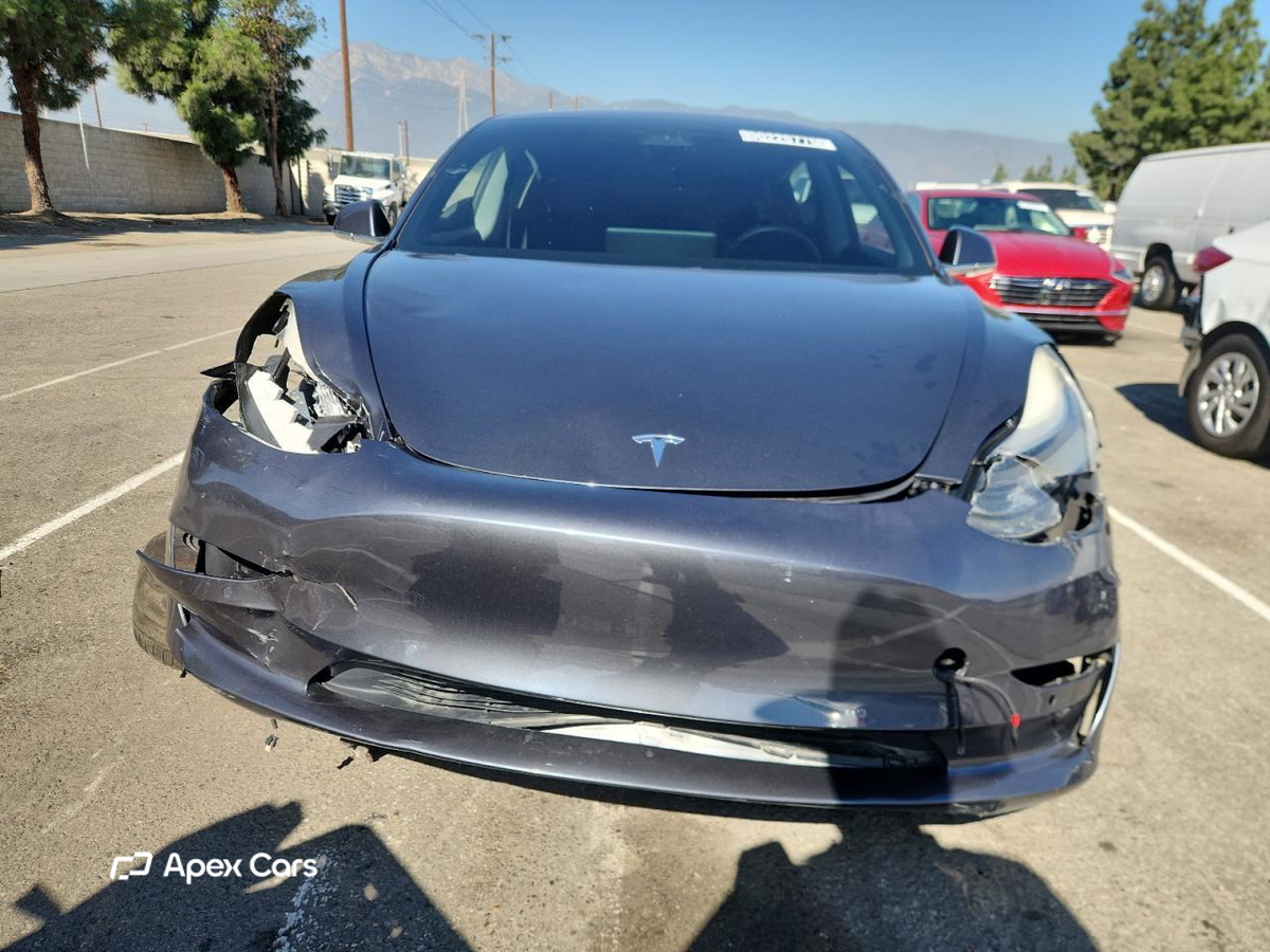 Tesla Model 3 2018