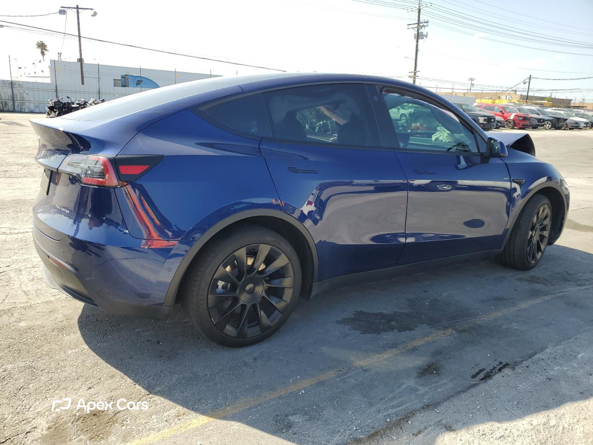 Tesla Model Y 2022