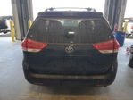 Toyota Sienna 2011