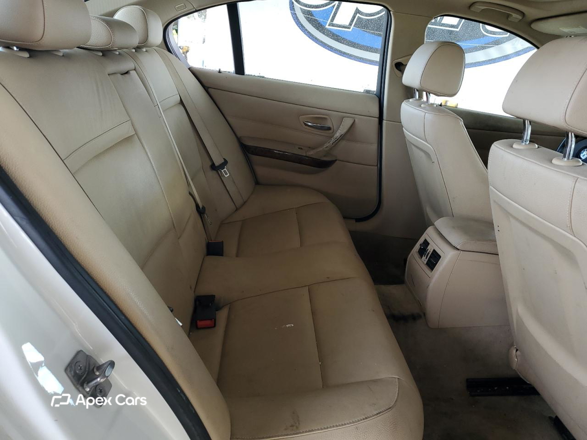 BMW Series 3 2011