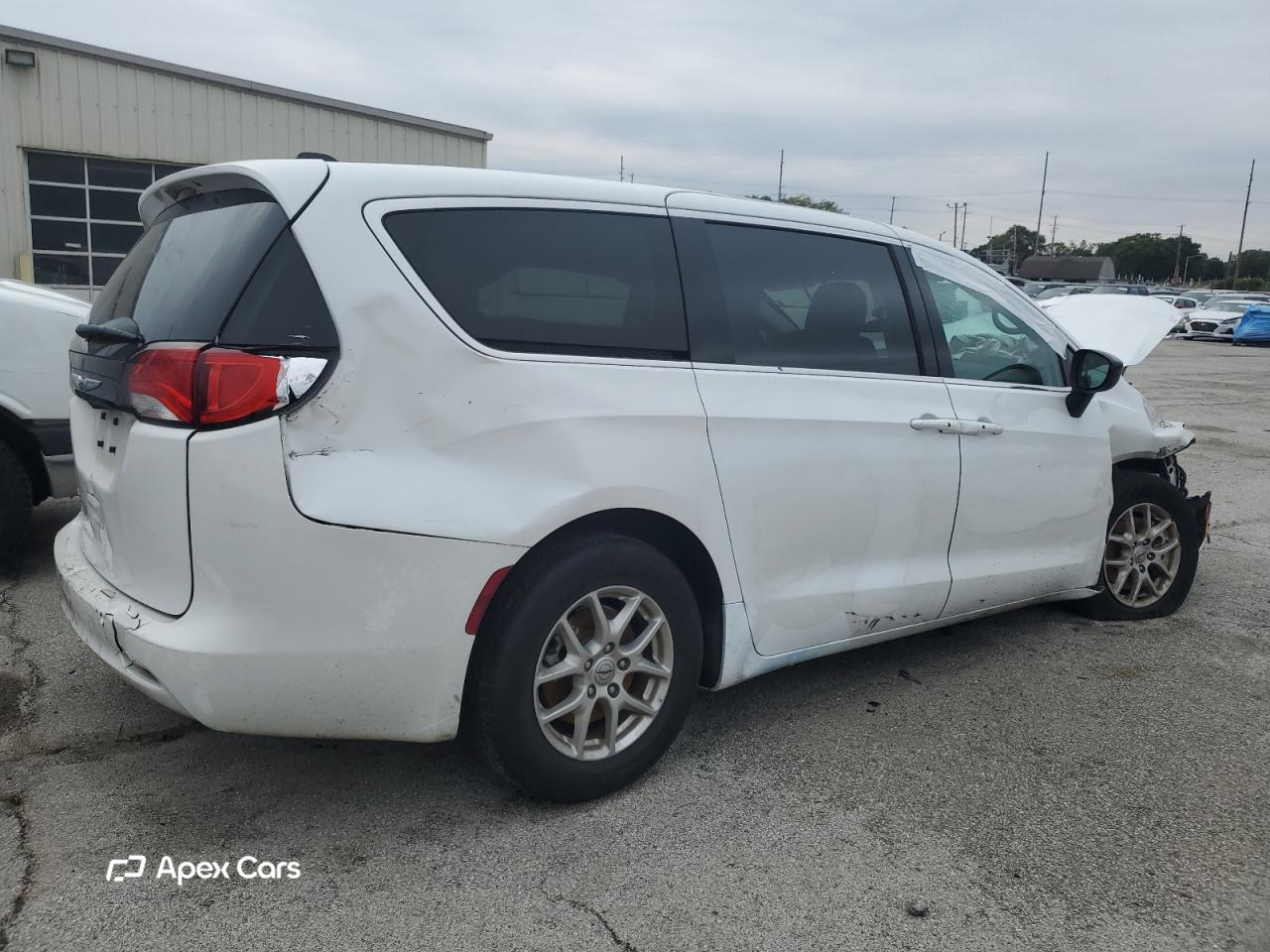 Chrysler Voyager 2024