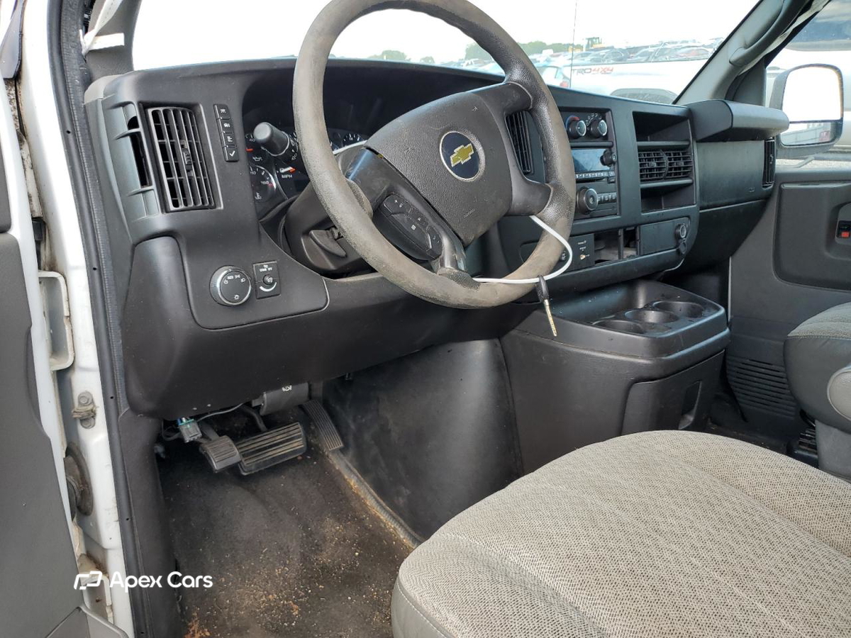 Chevrolet Express 2011