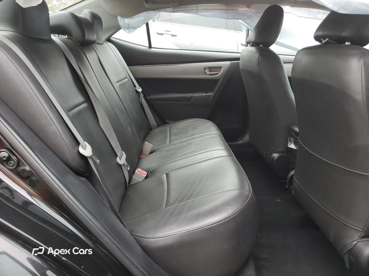 Toyota Corolla 2015