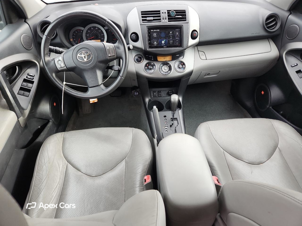 Toyota RAV 4 2011
