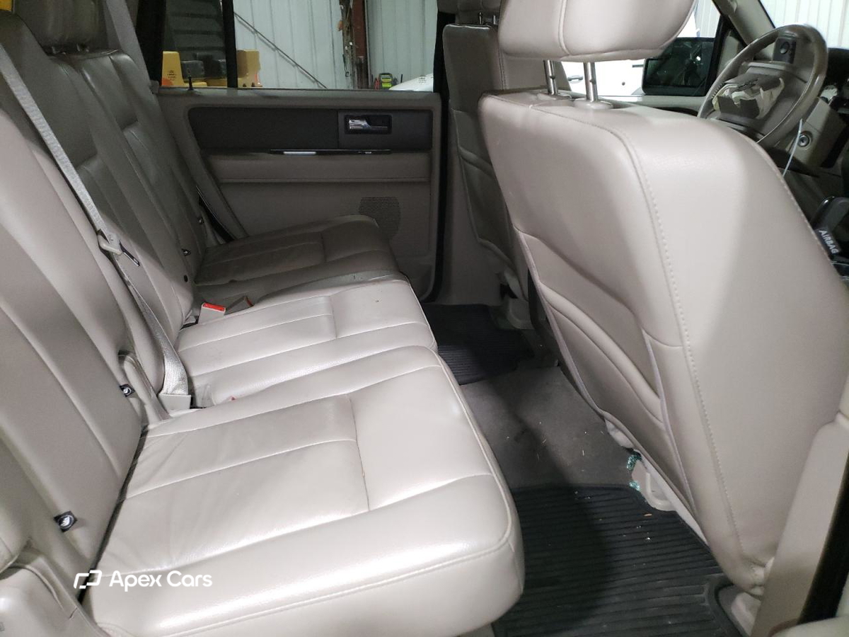 Ford Expedition 2012