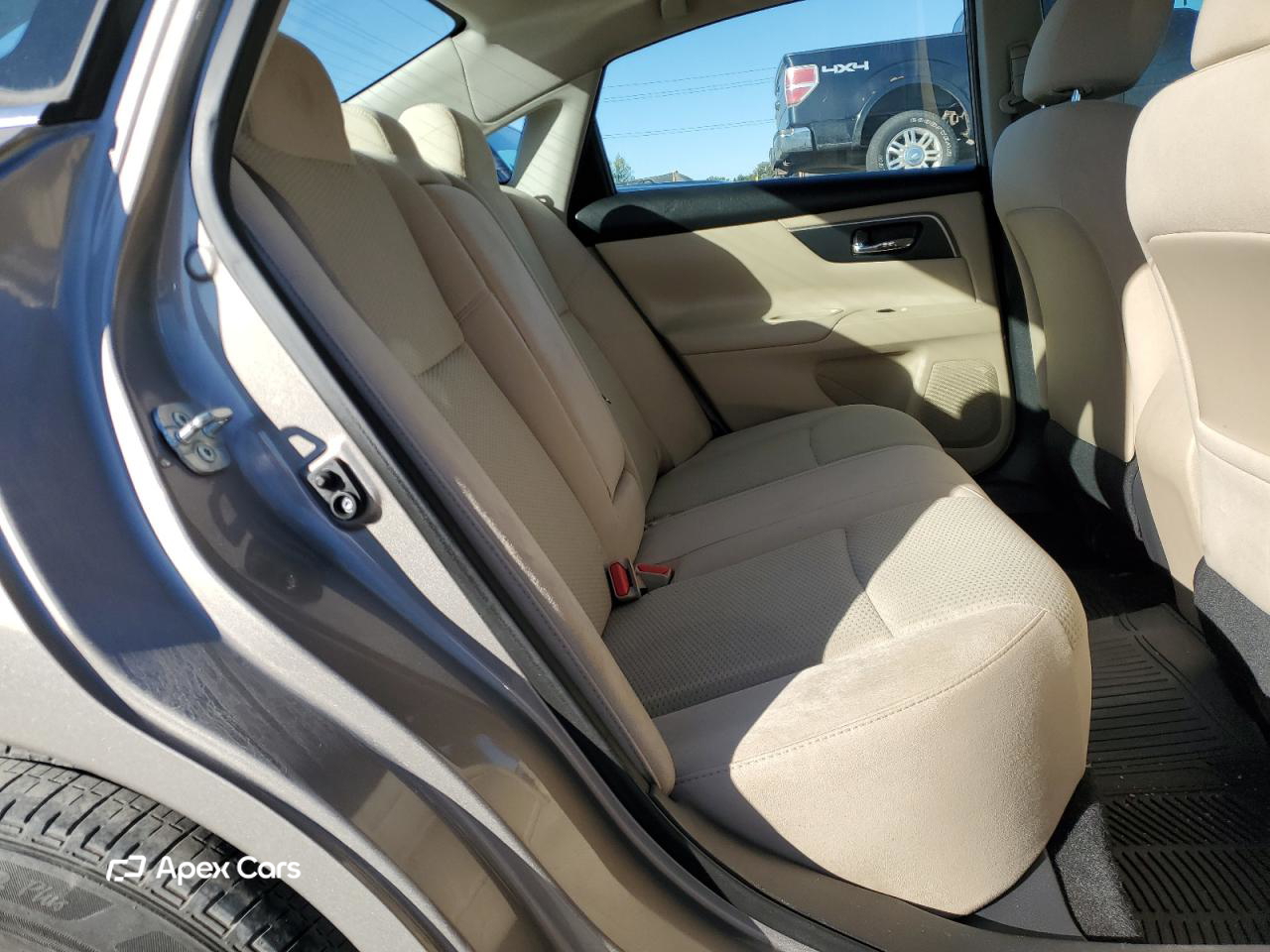 Nissan Altima 2015