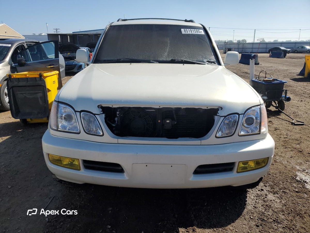 Lexus LX 2000