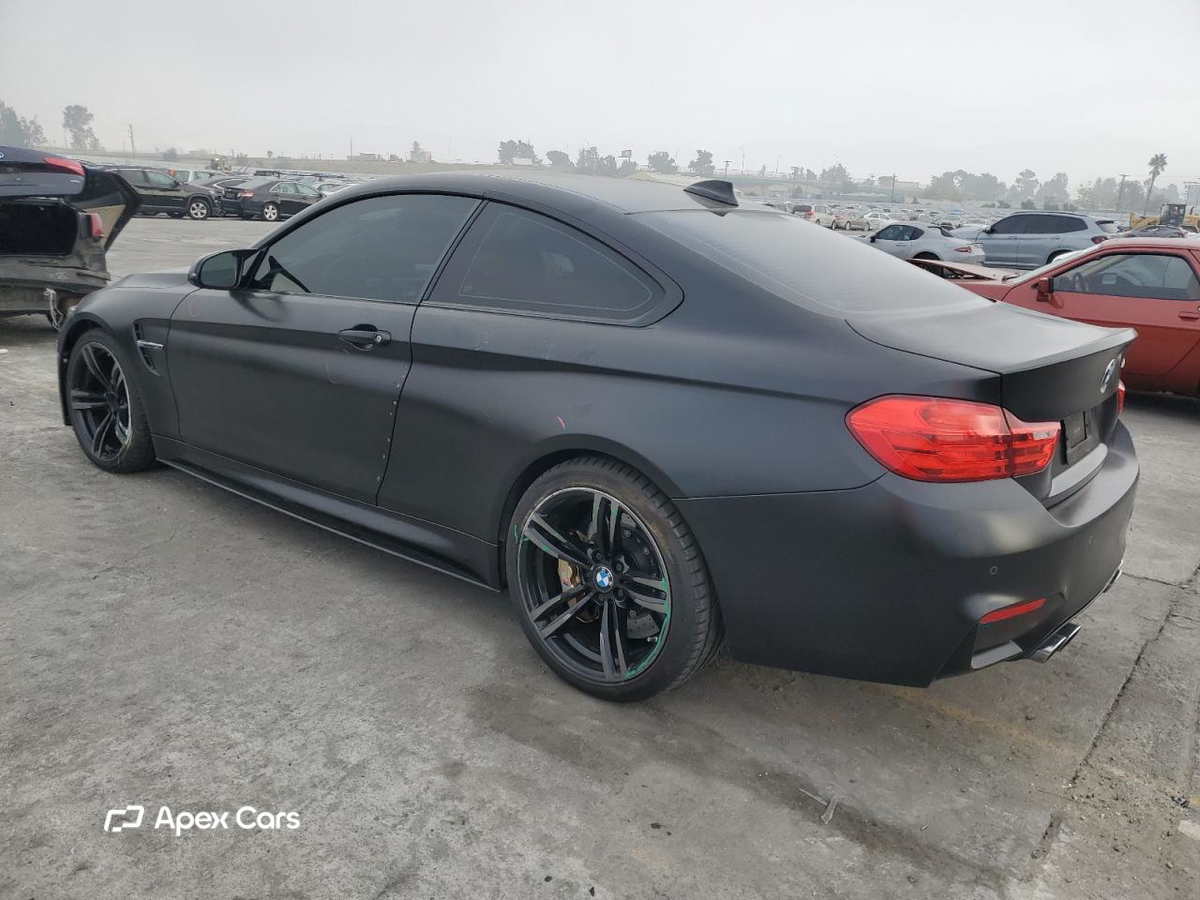 BMW M4 2015