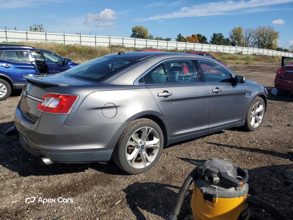 Ford Taurus 2011