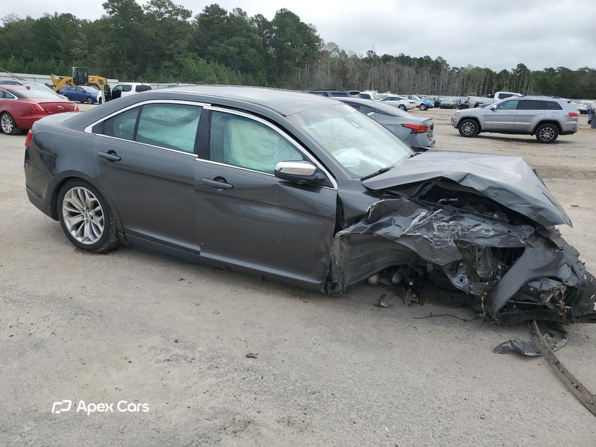 Ford Taurus 2019