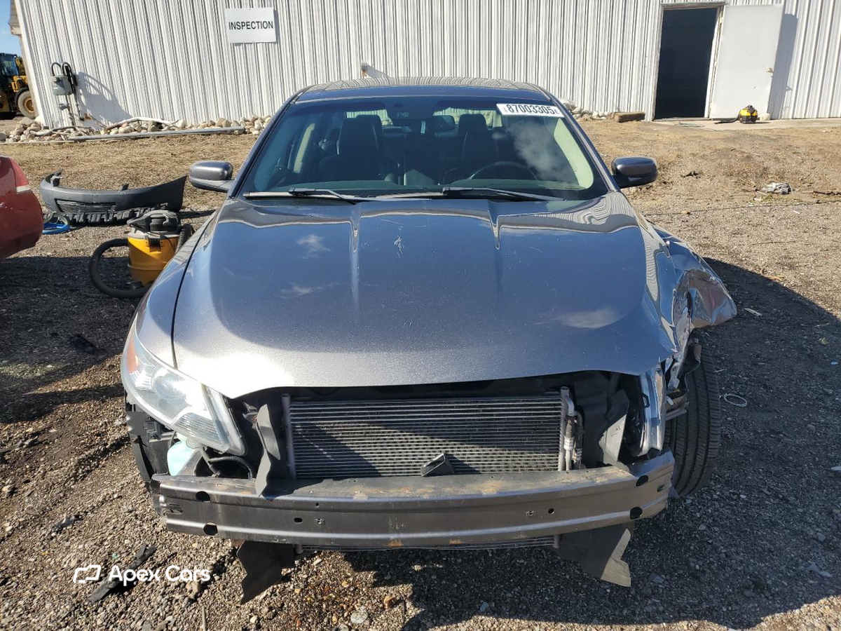 Ford Taurus 2011